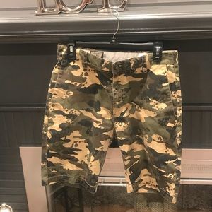 YOUNG MEN’S (VOLCOM LOGO) SHORTS